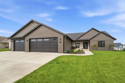 N9263 Laura Street, HARRISON, WI, 54915 | Card Image