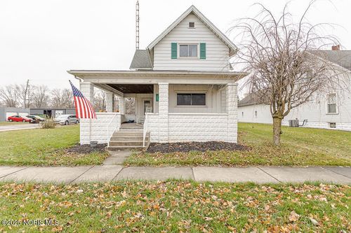 1001 Schultz St, Defiance, OH, 43512-2944 | Card Image