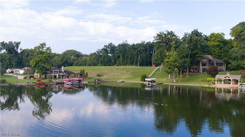 4653 Tweed Dr, New Franklin, OH, 44319-3344 | Card Image