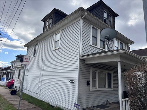 1050 Railroad St, Creighton, PA, 15030-1112 | Card Image