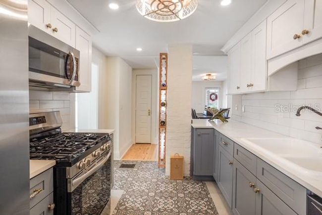 4106 N Central Ave, House other with 5 bedrooms, 3 bathrooms and null parking in TAMPA FL | Image 15