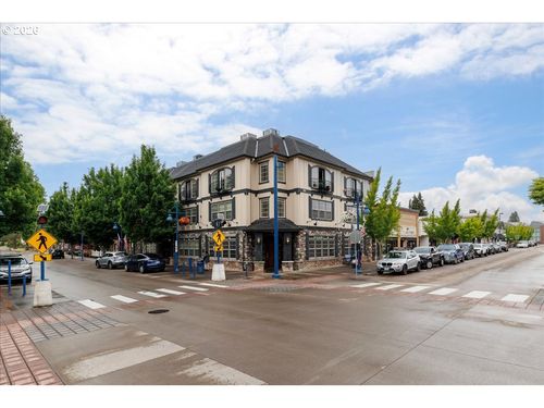 303-22582 Sw Main St, Sherwood, OR, 97140-9935 | Card Image
