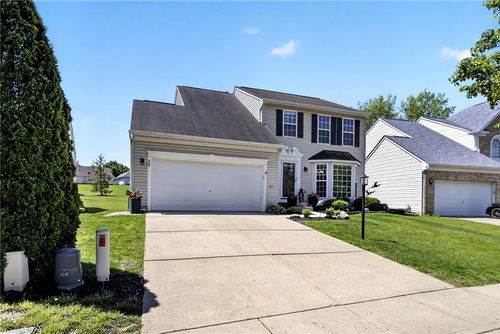 39 Holley Ct, Springboro, OH, 45066-8577 | Card Image