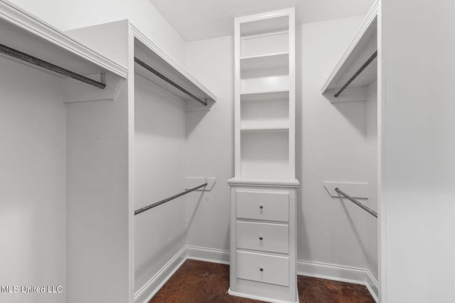 48-web-or-mls-211 Lake Terrace-57 | Image 37