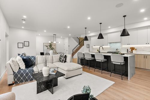 66-16358 90 Ave, Surrey, BC, V4N4T2 | Card Image