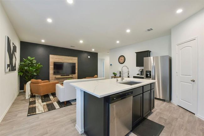 14417 Gray Rocks Rd, House other with 3 bedrooms, 2 bathrooms and 2 parking in Splendora TX | Image 8