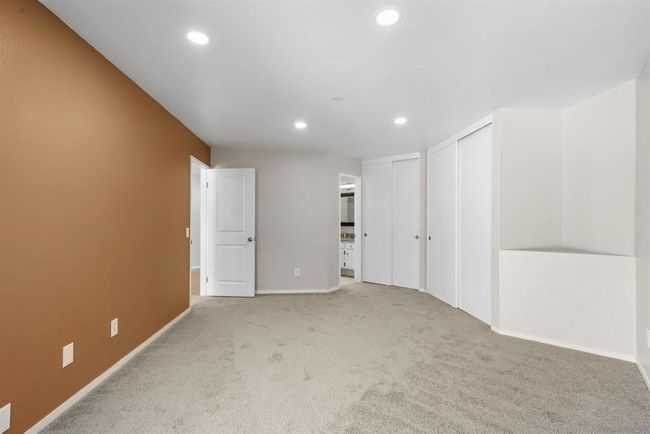 UNIT-127 - 7127 Camino Degrazia, Condo with 2 bedrooms, 2 bathrooms and 3 parking in San Diego CA | Image 17