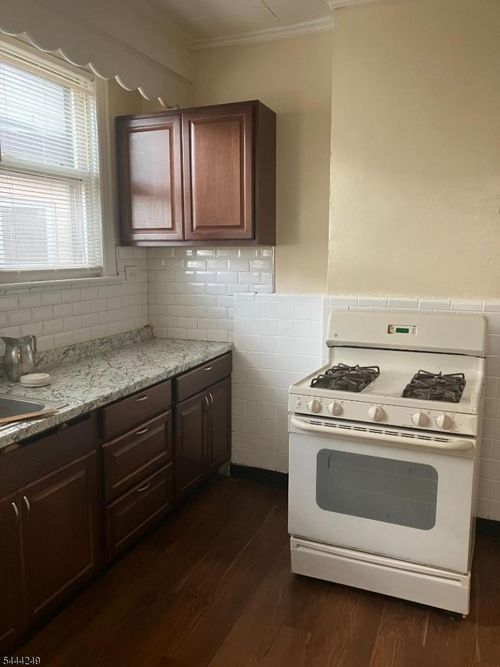 407 William St, East Orange, NJ, 07017-3539 | Card Image