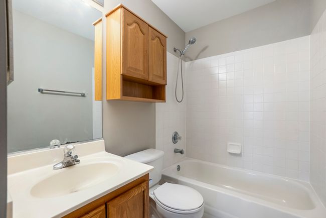 2583 - 2583 Dickens Ct, House attached with 2 bedrooms, 2 bathrooms and 1 parking in Aurora IL | Image 13