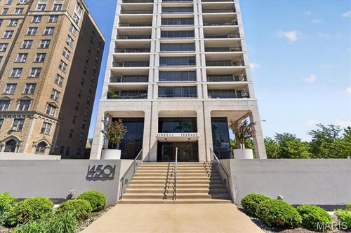 10b-4501 Lindell Blvd, Saint Louis, MO, 63108-2050 | Card Image