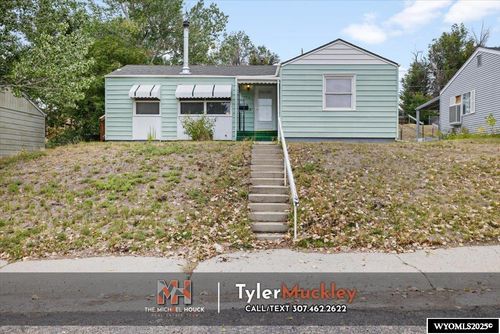 1405 S Laurel St, Casper, WY, 82604-3296 | Card Image