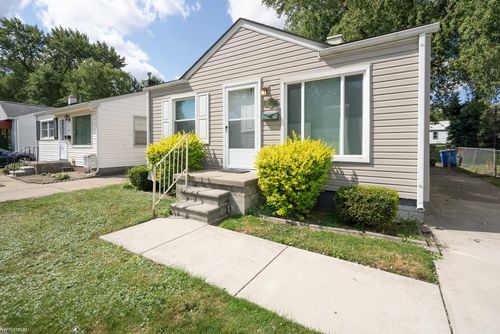 22803 Sharrow Ave, Warren, MI, 48089-2881 | Card Image