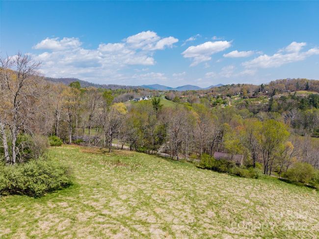 435 Upper Glady Fork Rd, House other with 2 bedrooms, 2 bathrooms and null parking in Candler NC | Image 7