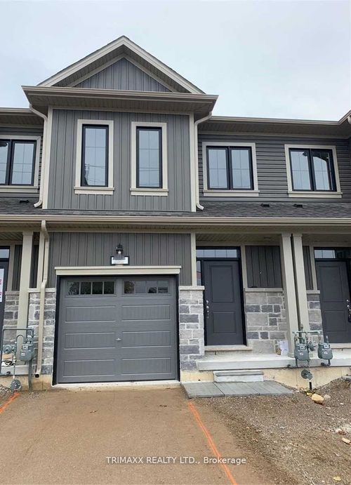 200 Middleton St, Thamesford, ON, N0M2M0 | Card Image