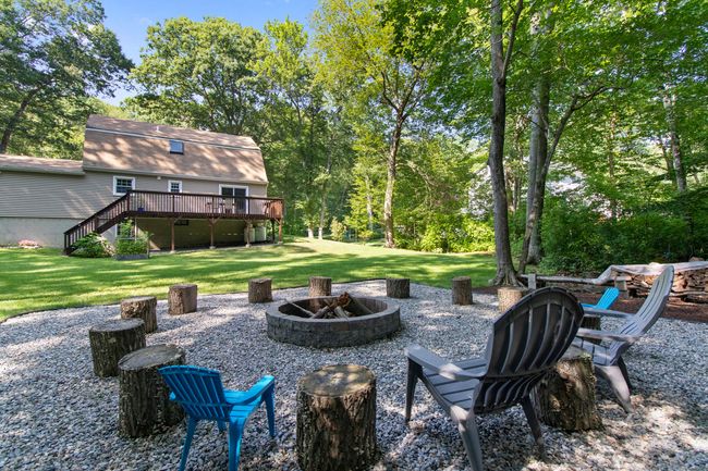 11 Champlain Dr, House other with 3 bedrooms, 2 bathrooms and null parking in Old Lyme CT | Image 37