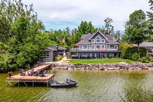 21 Lakeshore Rd E, Oro Medonte, ON, L0L2E0 | Card Image
