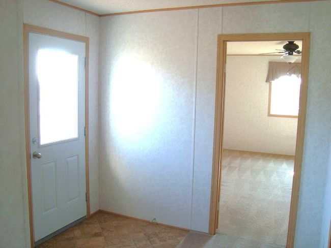 8 Trochu Avenue, House other with 3 bedrooms, 2 bathrooms and 3 parking in Trochu AB | Image 16
