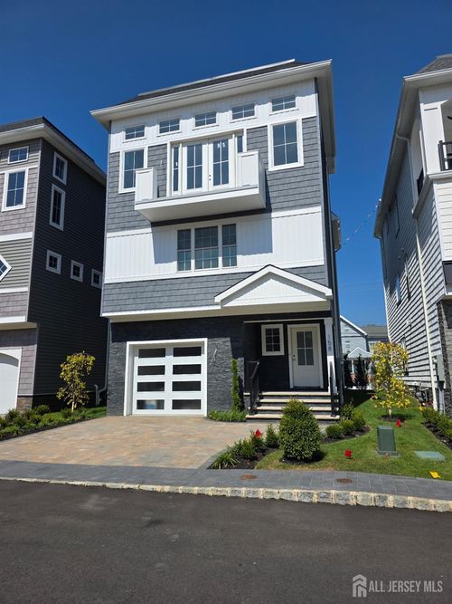 158 Franklin Ave, Long Branch, NJ, 07740-6617 | Card Image