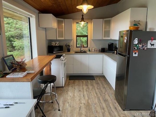 901 Isabella Point Rd, House other with 1 bedrooms, 1 bathrooms and 4 parking in Salt Spring Island BC | Image 5
