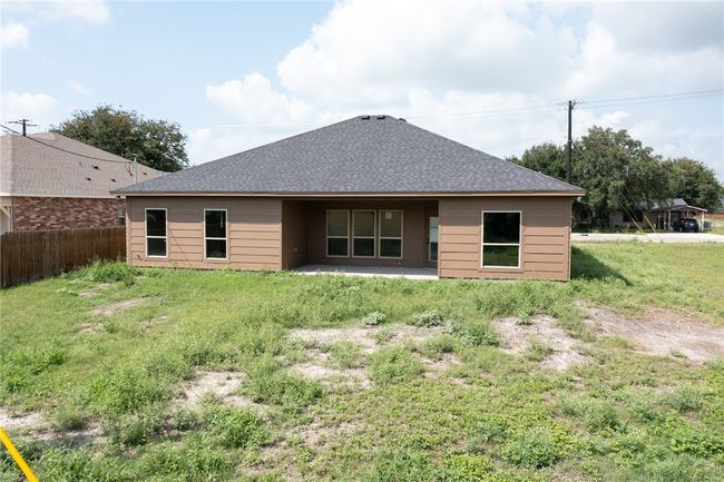 407 Main St, House other with 3 bedrooms, 2 bathrooms and null parking in Odem TX | Image 31