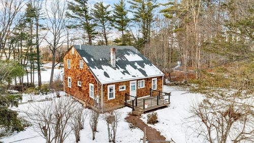 24 Lufkin St, Essex, MA, 01929-1316 | Card Image