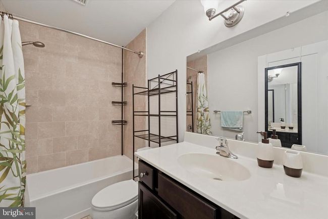 379 E Elm St, Townhouse with 3 bedrooms, 3 bathrooms and null parking in CONSHOHOCKEN PA | Image 14