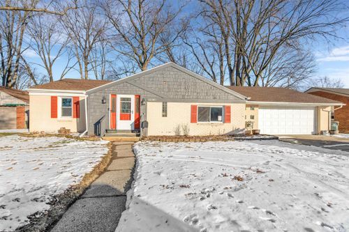 28014 Ursuline St, Saint Clair Shores, MI, 48081-1442 | Card Image