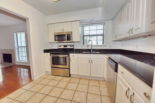 210-4033 Gilbert Ave, Dallas, TX, 75219-3825 | Card Image