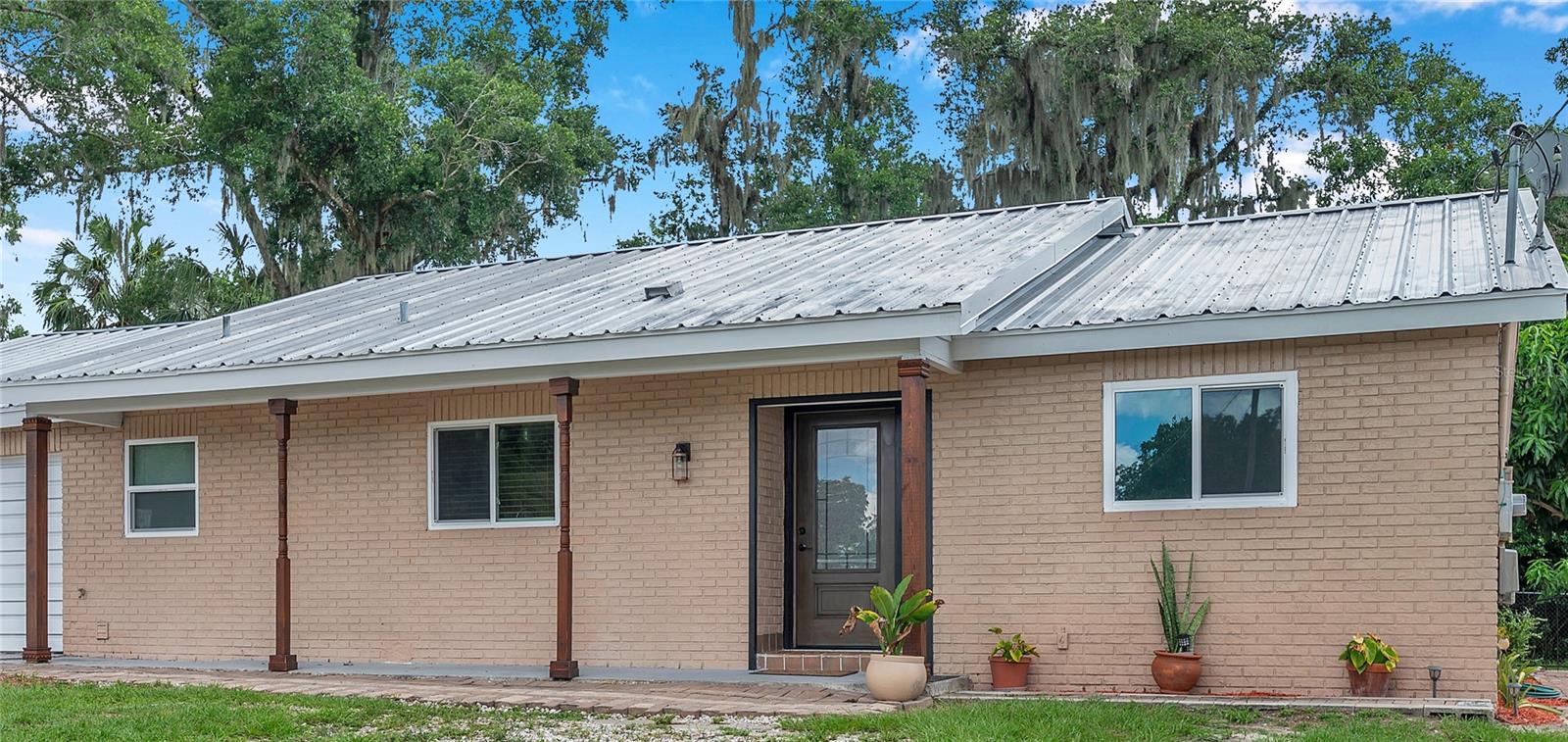 Mcmullen Loop, Riverview, FL 33569