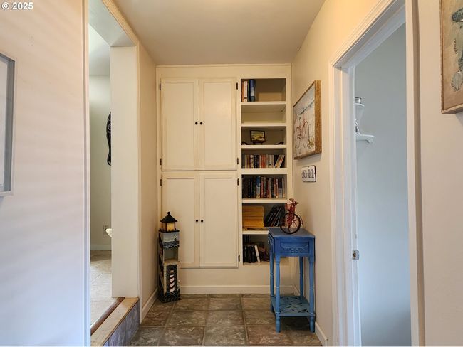Hallway | Image 31