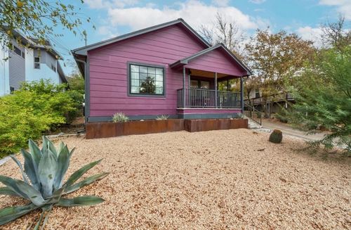 2804 Crest Ave, Austin, TX, 78702-2515 | Card Image