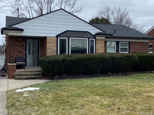 18100 Holland Ave, Eastpointe, MI, 48021-2671 | Card Image