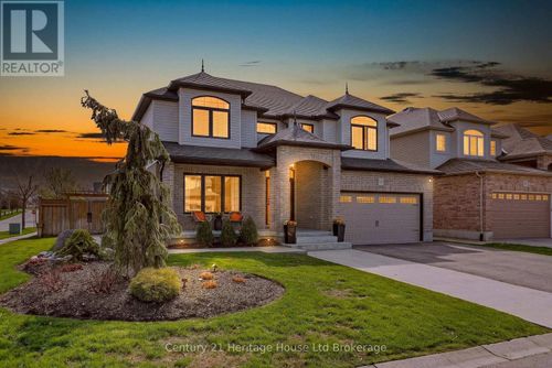 717 Normandy Dr, Woodstock, ON, N4T0C5 | Card Image