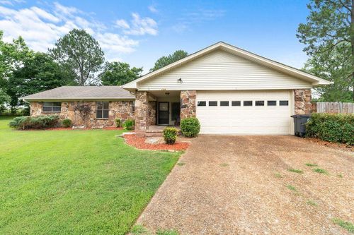 7 Teresa Circle, Searcy, AR, 72143-7228 | Card Image