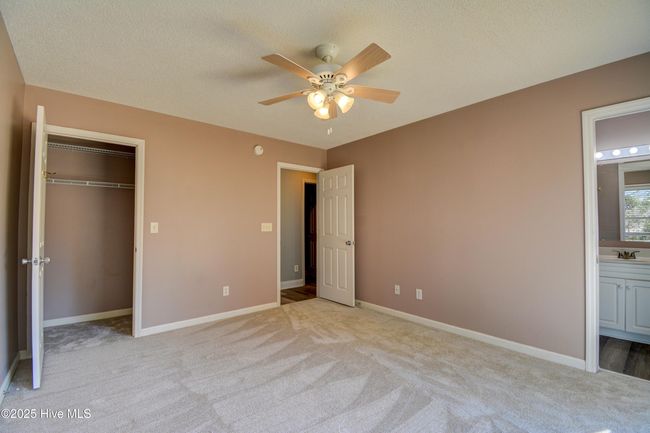 Large master bedroom with private bath 2nd floor | Image 30