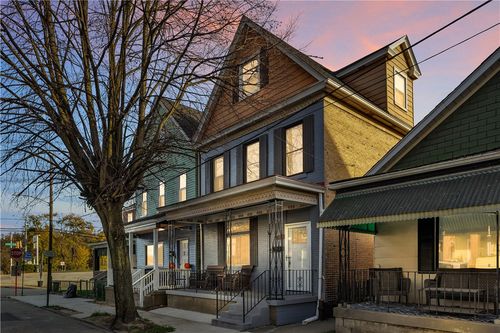 540 Center St, E Pittsburgh, PA, 15112-1106 | Card Image