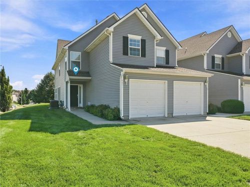 4371 Ne 83rd Ter, Kansas City, MO, 64119-7603 | Card Image