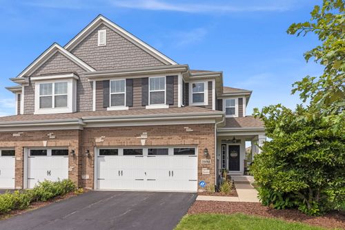 3S644 Breme Drive, Warrenville, IL, 60555 | Card Image