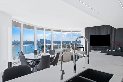 1100-401 N Birch Rd, Fort Lauderdale, FL, 33304-4252 | Card Image