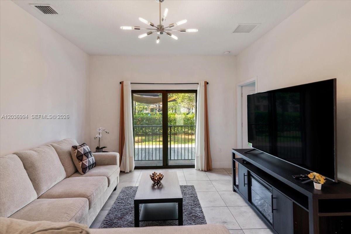 Residential in Doral 5