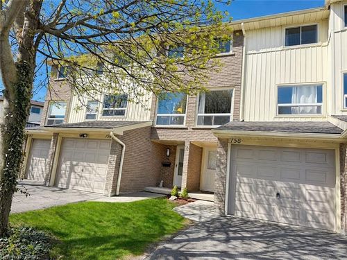 158-11 Queenslea Drive, Hamilton, ON, L8W1T7 | Card Image