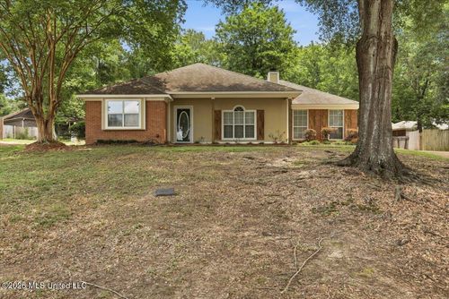 610 Windward Ln, Richland, MS, 39218-9598 | Card Image