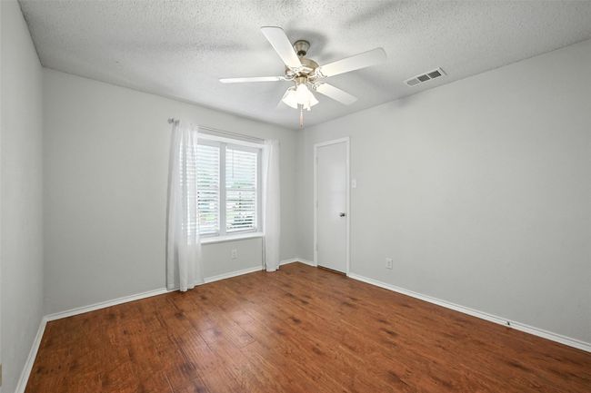 1923 Camden Way, House other with 3 bedrooms, 2 bathrooms and null parking in Carrollton TX | Image 30
