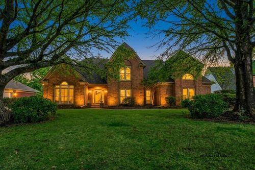 2660 Dibrell Trail Dr, Collierville, TN, 38017-8965 | Card Image