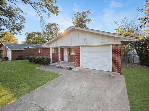 3458 Ruidosa Trl, Fort Worth, TX, 76116-6731 | Card Image