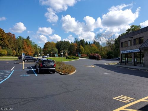 2713 State Rt 23, Newfoundland, NJ, 07435-1414 | Card Image