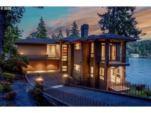 3012 Lakeview Blvd, Lake Oswego, OR, 97035-3650 | Card Image