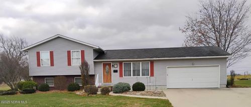 323 Patti Ln, Leipsic, OH, 45856-1361 | Card Image