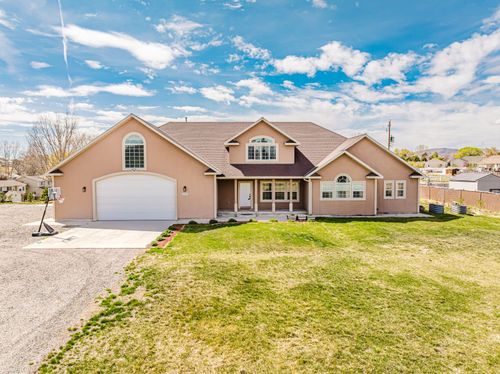 2935 Sagecrest Dr, Elko, NV, 89801-8500 | Card Image