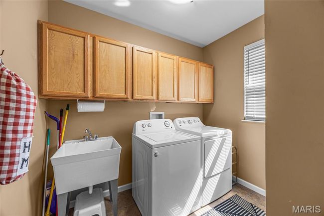 8525 Sagamore Dr, House other with 3 bedrooms, 4 bathrooms and 3 parking in Cedar Hill MO | Image 16
